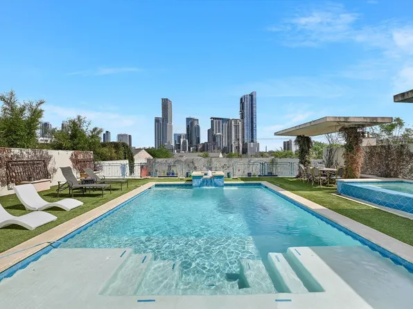 504 Sunny Ln, Austin, TX 78704