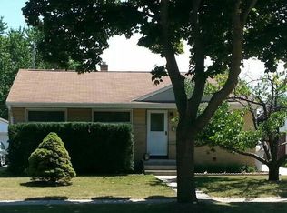 2836 S 67th St, Milwaukee, WI 53219