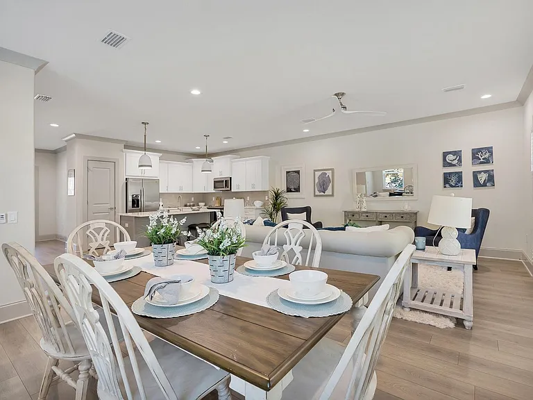 56 Golden Bell Ct #D — Photo 12