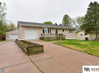 6235 Nebraska Ave, Omaha, NE 68104