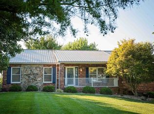 315 Cigar Ln, Augusta, KY 41002