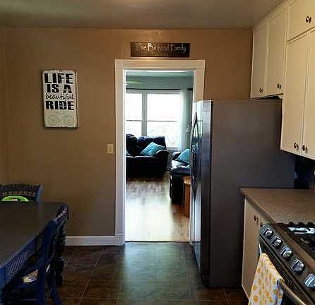 5th image of 1720 Avenue E