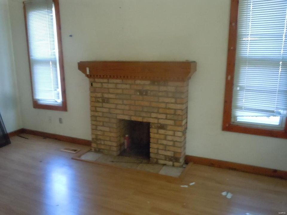 125 Helen Pl, Collinsville, IL 62234 Zillow