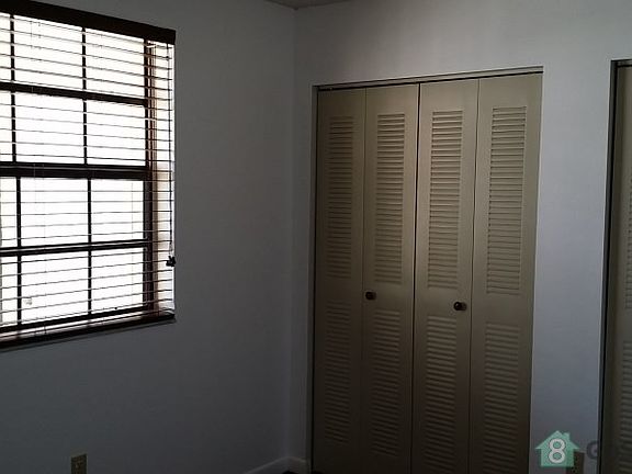 5th image of 960 N Franklin Ave APT K