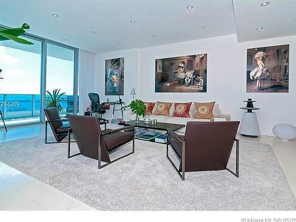 2nd image of 200 Biscayne Blvd Way APT 4701