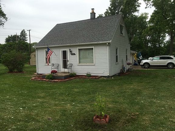 2nd image of 22350 Maplelawn Ave