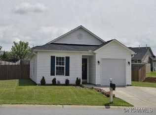 91 W Swift Creek Rd, Fletcher, NC 28732