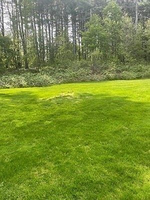 4th image of 563 Concord Rd