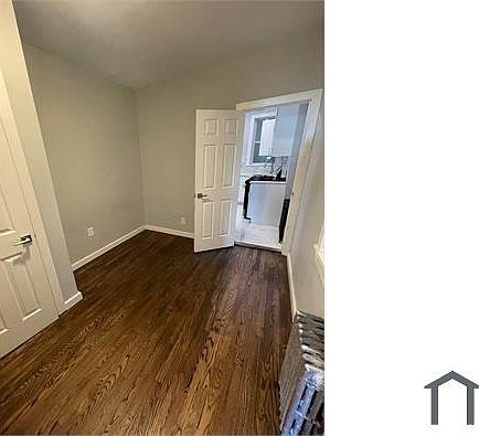 3rd image of 112 Maple St #1R