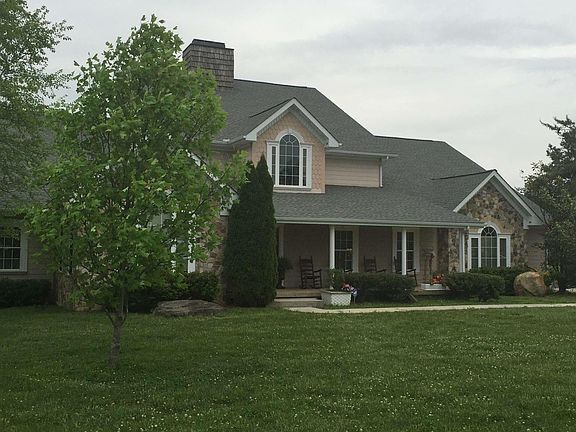 3rd image of 106 Bob White Dr