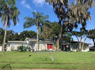 39036 1st Ave, Zephyrhills, FL 33542