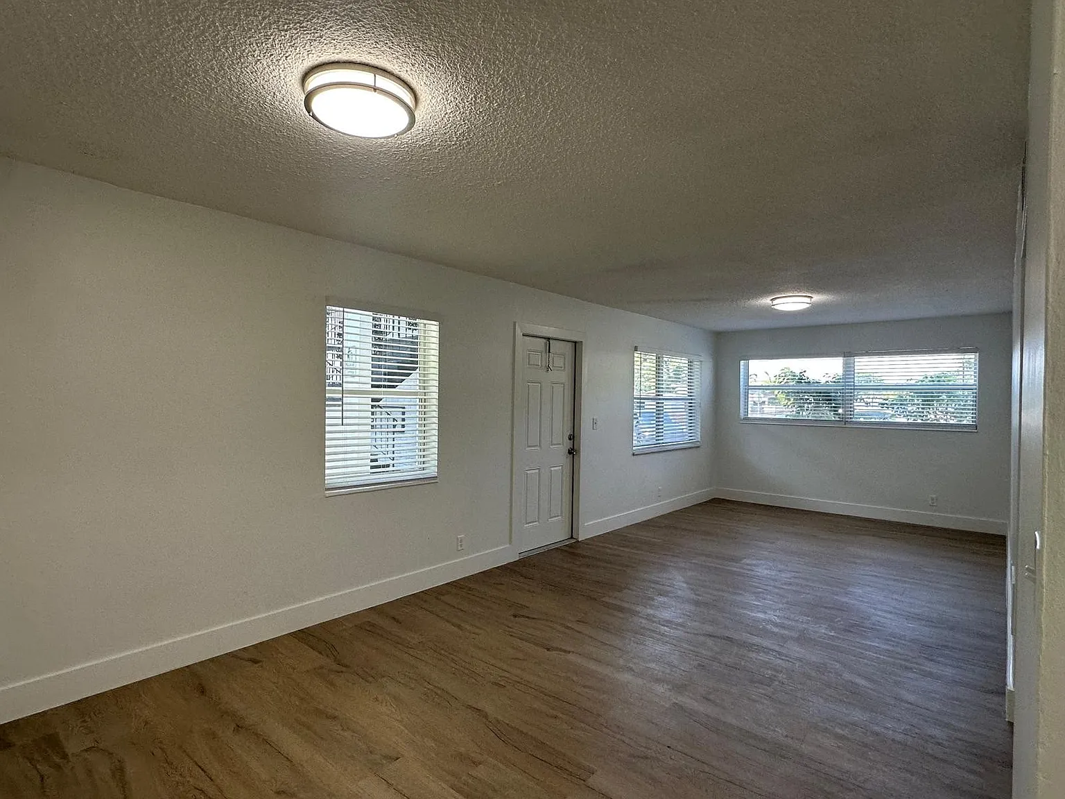 1 bed, 700 sqft, $1,650 — Photo 2
