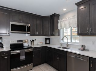 33 Briar Ln #33, Norwich, CT 06360