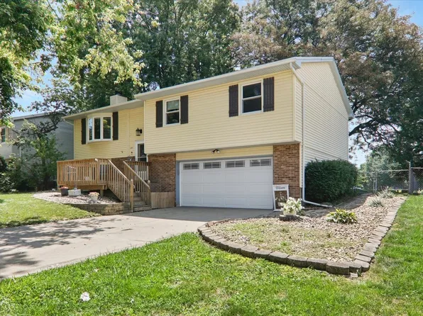 207 Suelynn Dr, Normal, IL 61761
