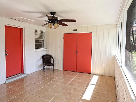 2nd image of 666 Circlewood Dr #V-6