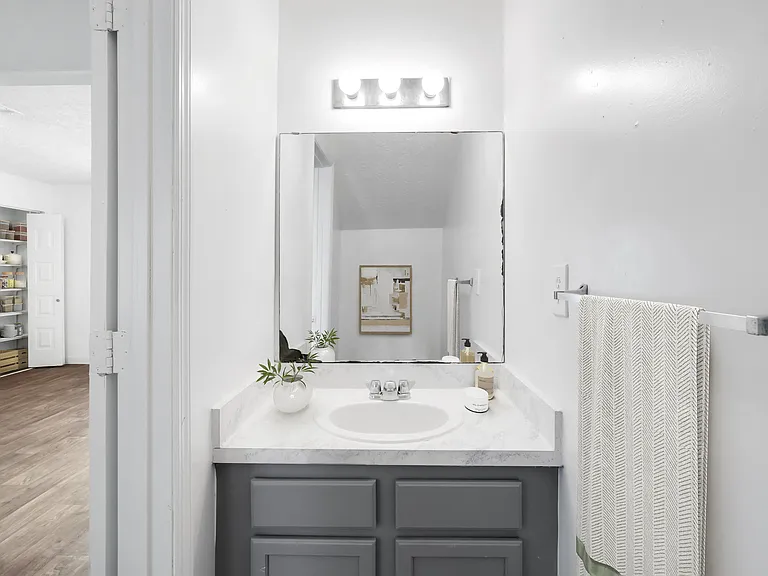 Hampton Ridge Apartments — Photo 13