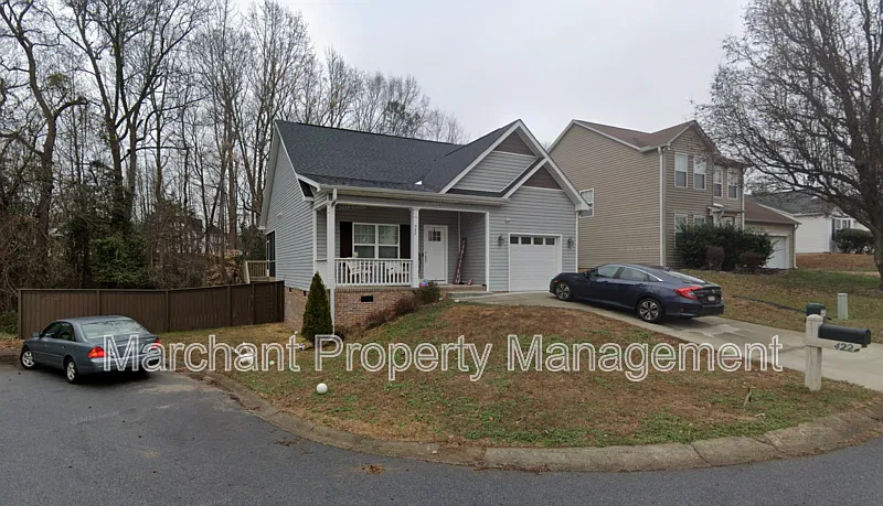 422 Bel Arbor Ln