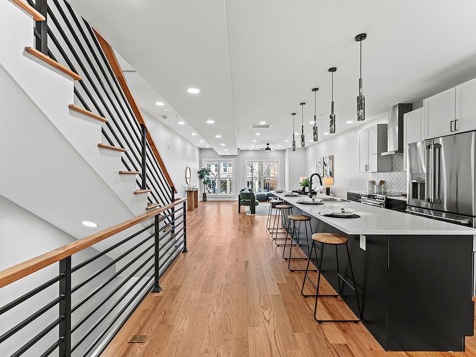 1st image of 4320 7th St NW #2