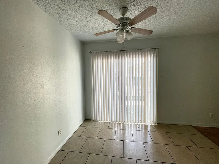 1704 Bundrant Dr — Photo 23