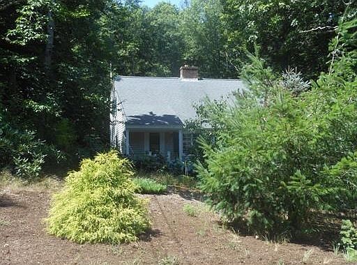 2nd image of 36 Bennett Rd