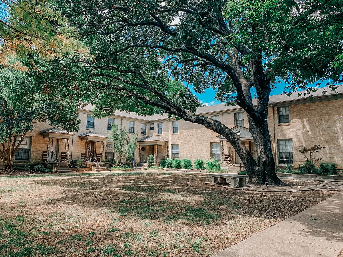 Building Photo - 6015 Reiger Ave