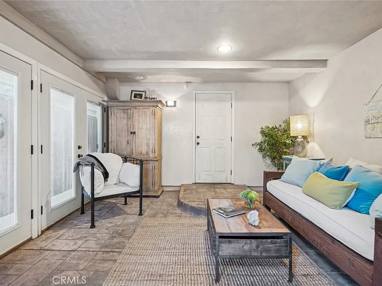 610 Marigold Ave — Photo 10