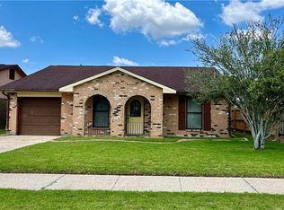 5224 Eden Roc Dr, Marrero, LA 70072