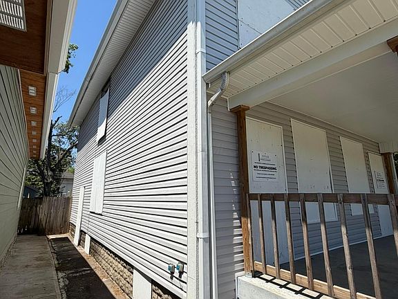 2nd image of 137 S Burgess Ave