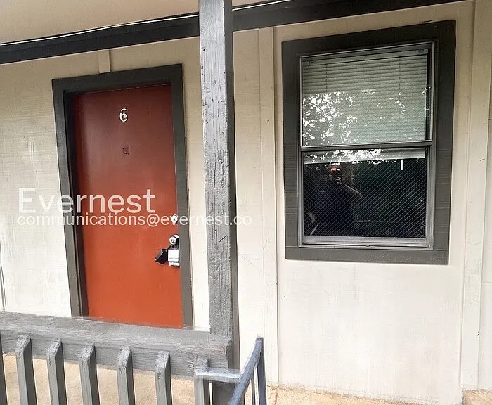 9 Meredith Ct #6 — Photo 3