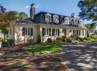 2805 Old Town Club Rd, Winston Salem, NC 27106
