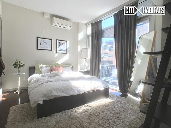 3rd image of 230 Wythe Ave APT 2L