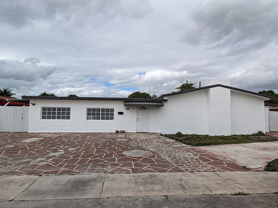 1st image of 491 W 36th Pl