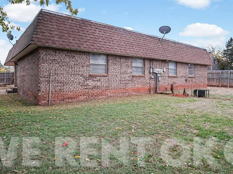 6415 N Peniel Ave — Photo 30