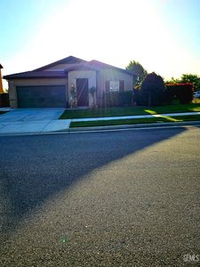 10450 Avignon Way, Bakersfield, CA, 93306