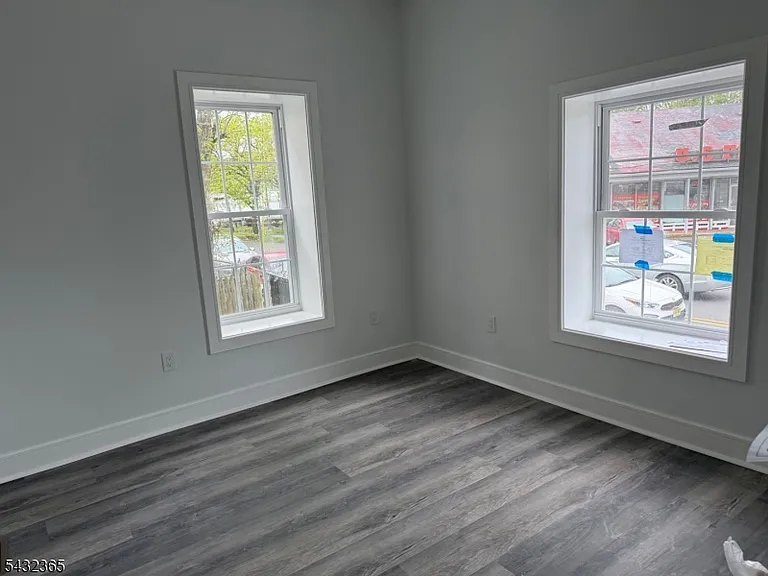 321 Jefferson Ave #1 — Photo 12