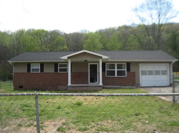 827 Pryor Cove Rd, Jasper, TN 37347