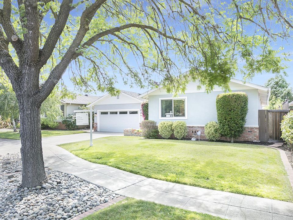 1st image of 5547 Fern Dr