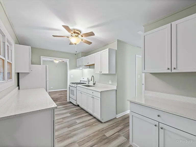254 Hickory Dr — Photo 14