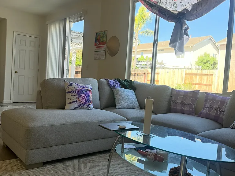 Onyx Ct — Photo 2