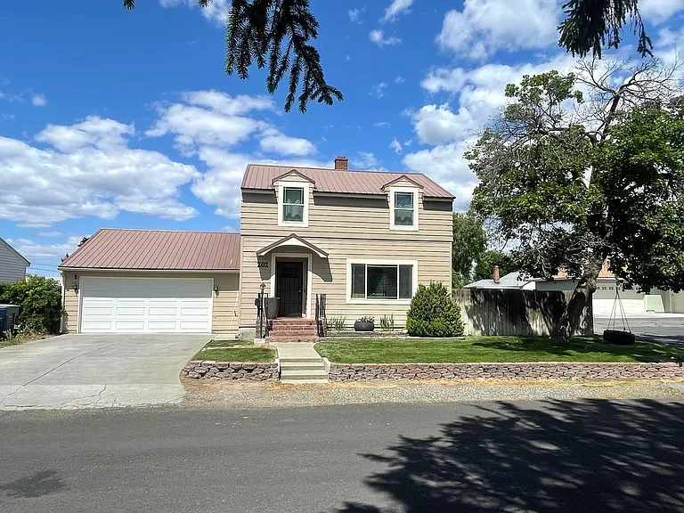 202 Falley St — Photo 26