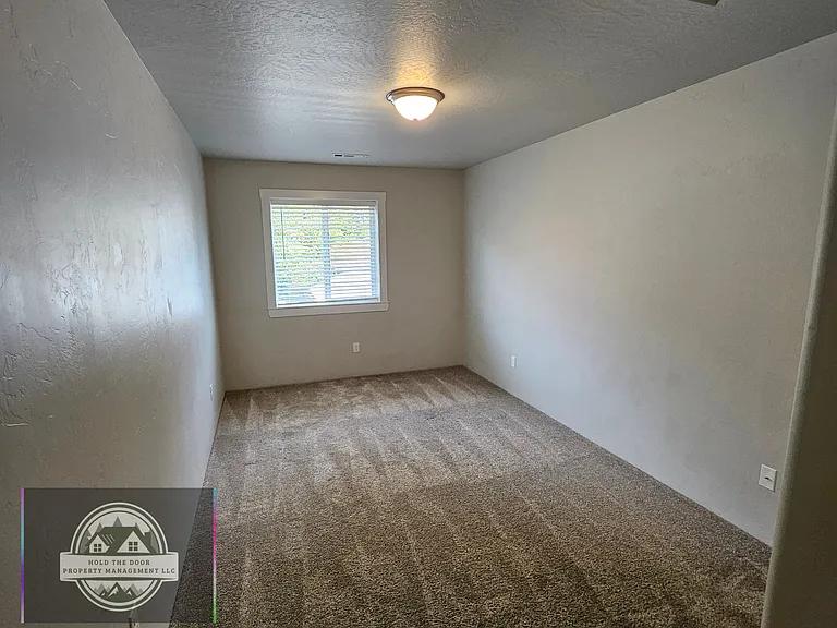 First Month's Rent paid by Owner upon Application Approval !!
