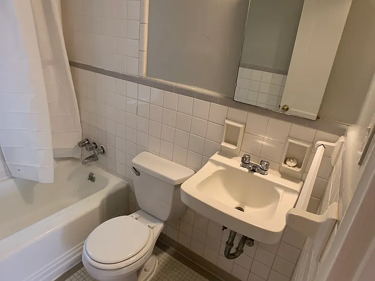 1683 Valley Ave — Photo 32