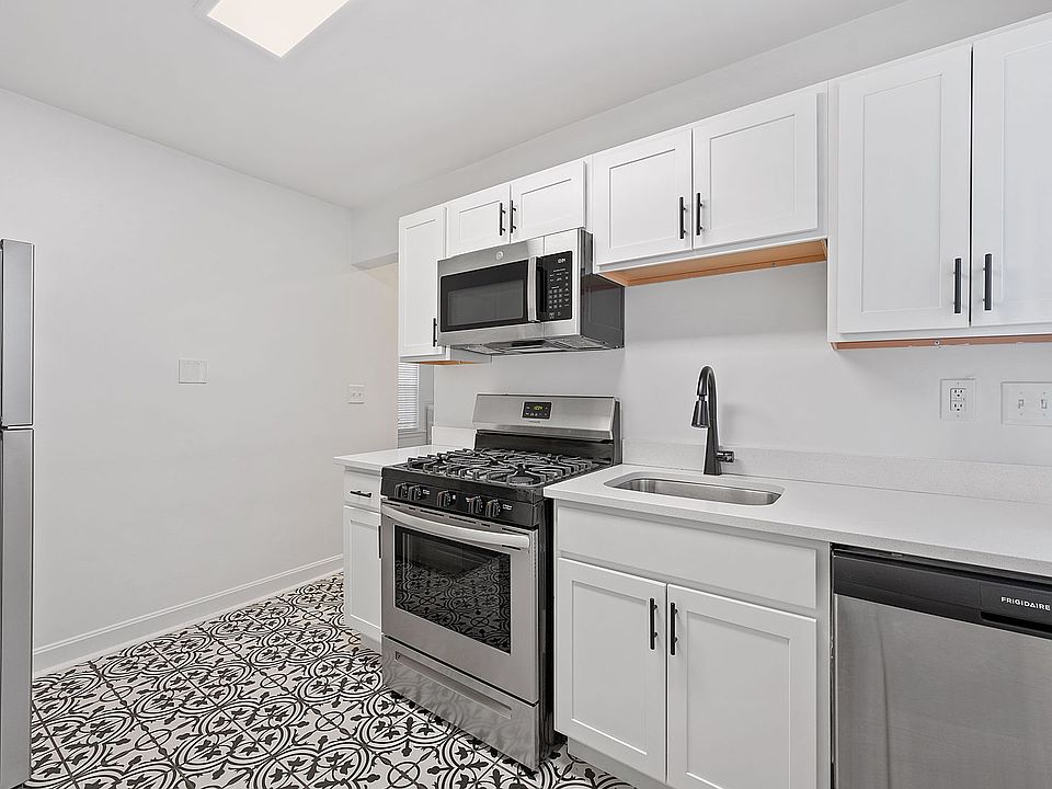 1st image of 4002 Blaney Ave Unit 2