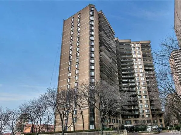 13835 Elder Ave APT 1J, Flushing, NY 11355