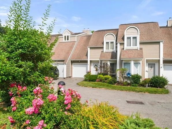 62 Spring Pond Drive, Ossining, NY 10562