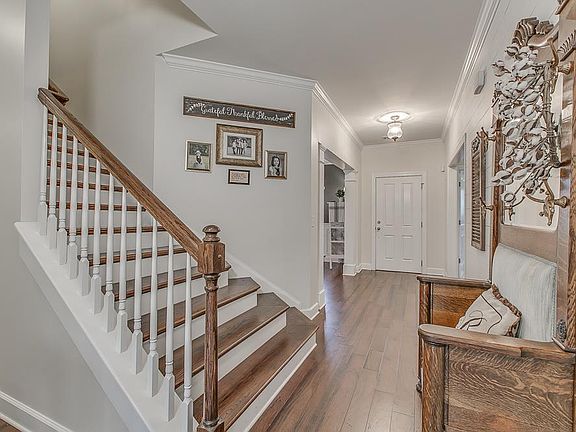 5th image of 2210 Clays Mill Dr