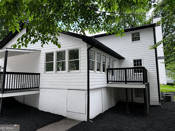 3rd image of 4795 Boxwood Way NW