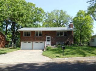 815 Red Oak Ln, Columbia, MO 65203