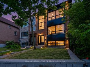 299 Quebec Ave, Toronto, ON M6P2V2