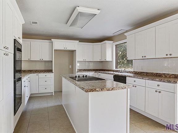 5th image of 9516 Willow Creek Dr